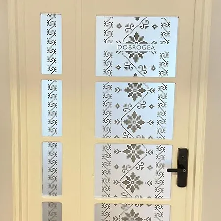 דירות באלוטשטי Biolocalia House Dobrogea מראה חיצוני תמונה
